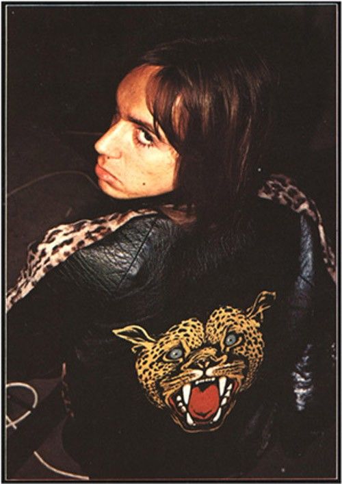 b7eb6287bcb2c28464d8fd3a45d33264